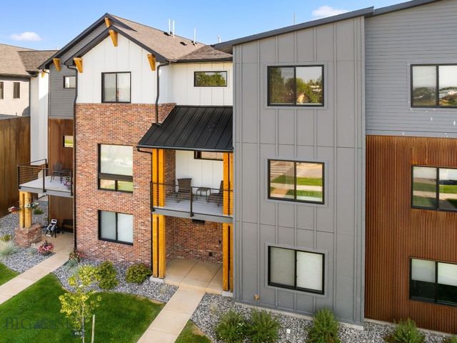 211 Bridger Vale Drive, Bozeman, MT 59715