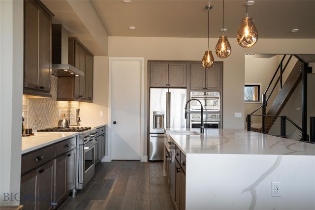 211 Bridger Vale Drive, Bozeman, MT 59715