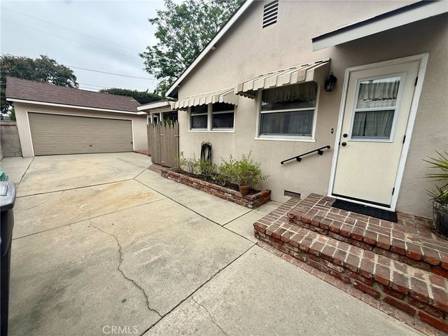 2857 RADNOR Avenue, Long Beach, CA 90815