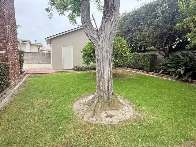 2857 RADNOR Avenue, Long Beach, CA 90815