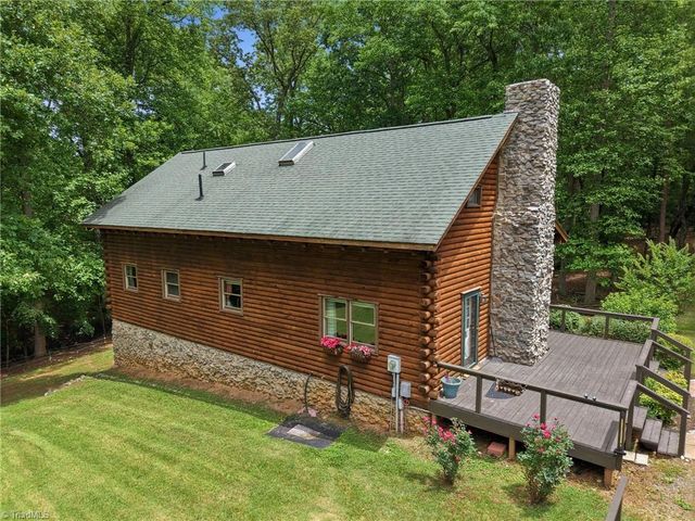 7791 W US Highway 158, Reidsville, NC 27320