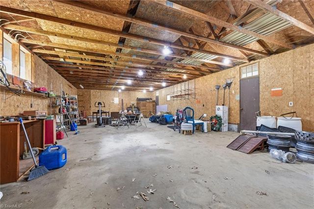 7791 W US Highway 158, Reidsville, NC 27320