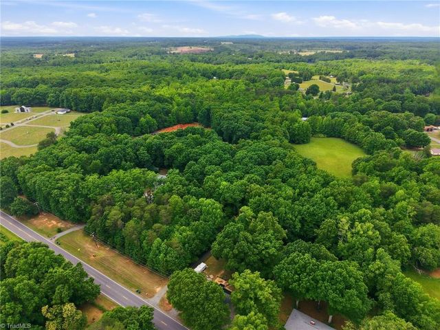 7791 W US Highway 158, Reidsville, NC 27320
