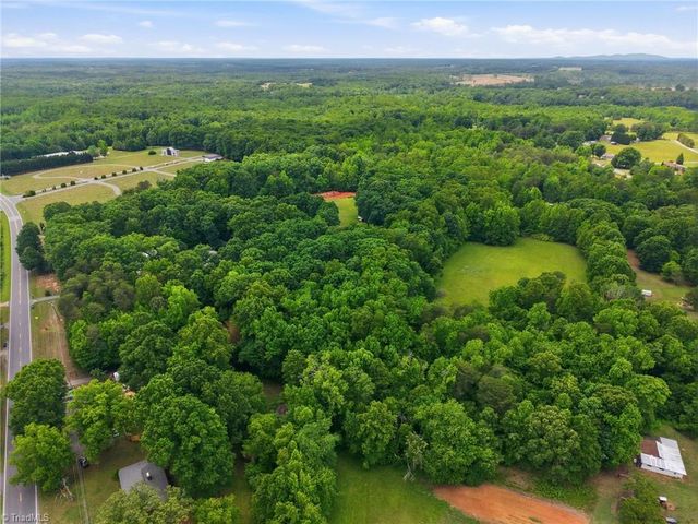 7791 W US Highway 158, Reidsville, NC 27320