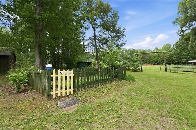 7791 W US Highway 158, Reidsville, NC 27320