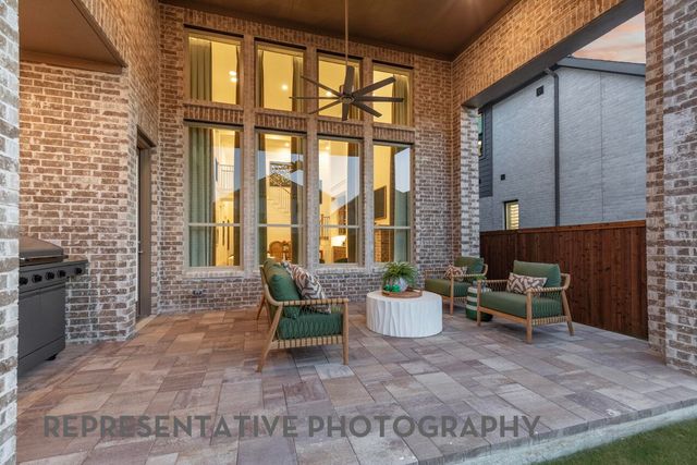 1489 Hawn Drive, Van Alstyne, TX 75495