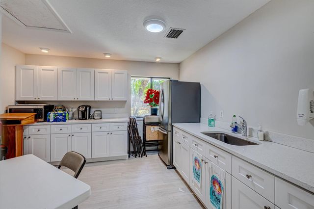 402 Sea Oats Drive G, Juno Beach, FL 33408