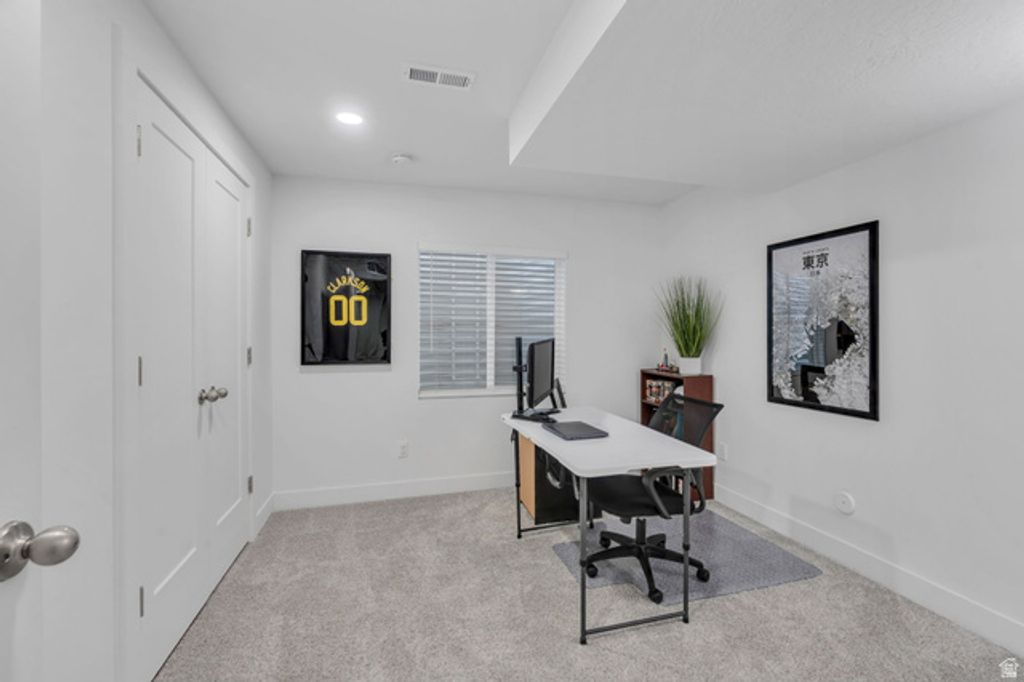 Image 27 of property listing at 7295 N GREEN PASTURE LN, Eagle Mountain, UT 84005