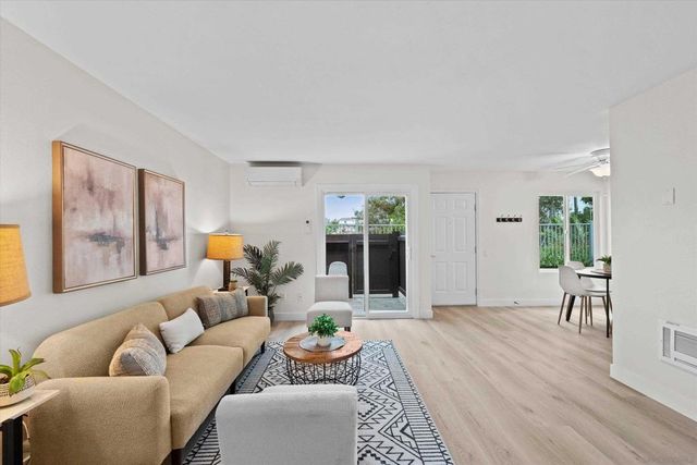 3454 Castle Glen Dr. 151, San Diego, CA 92123