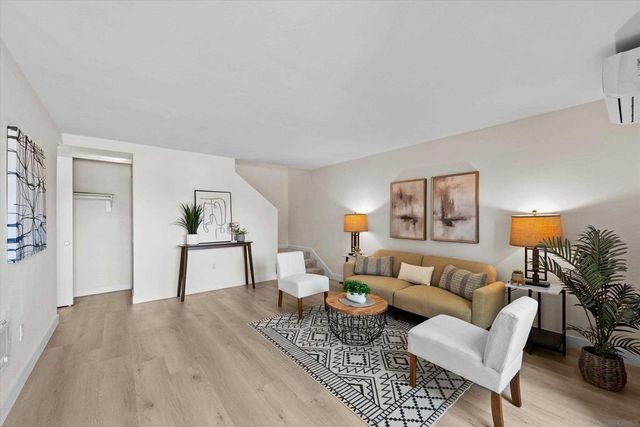 3454 Castle Glen Dr. 151, San Diego, CA 92123
