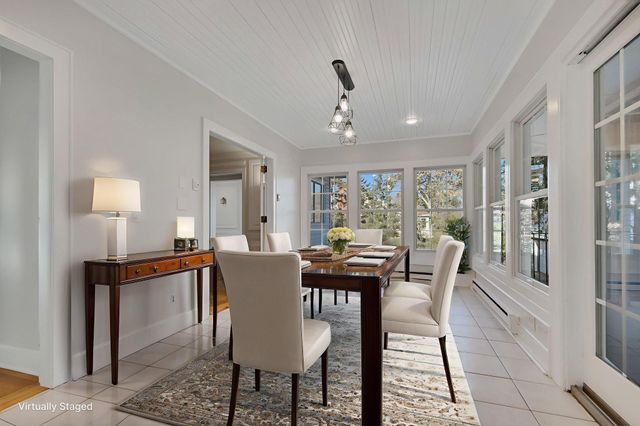 2732 Zenith Avenue N, Robbinsdale, MN 55422