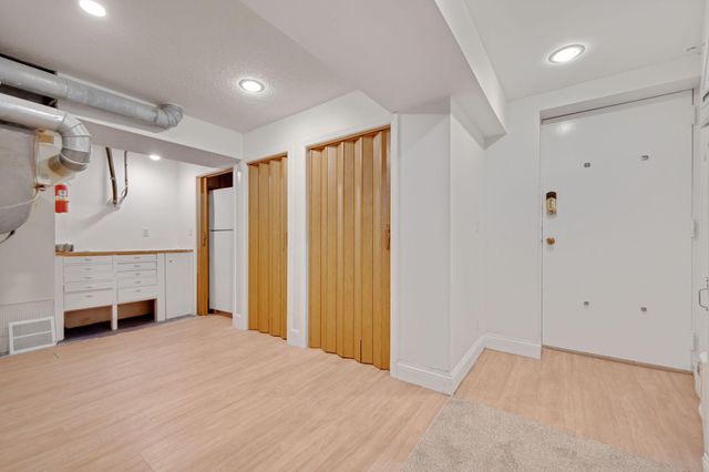 2732 Zenith Avenue N, Robbinsdale, MN 55422