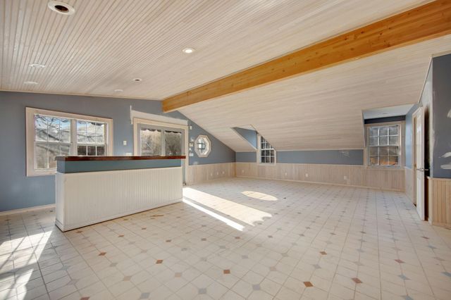 2732 Zenith Avenue N, Robbinsdale, MN 55422