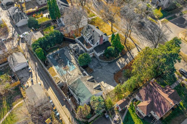 2732 Zenith Avenue N, Robbinsdale, MN 55422