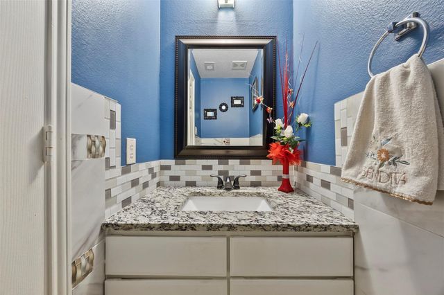 1110 Piedmont Creek Trail, Houston, TX 77073