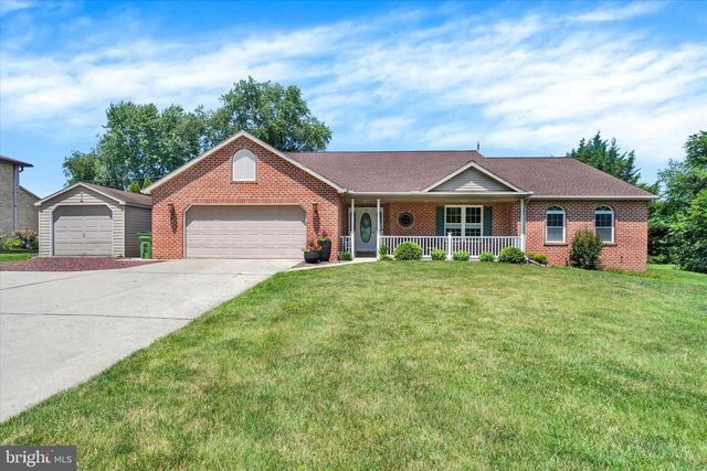 985 DETWILER DR, York, PA 17404