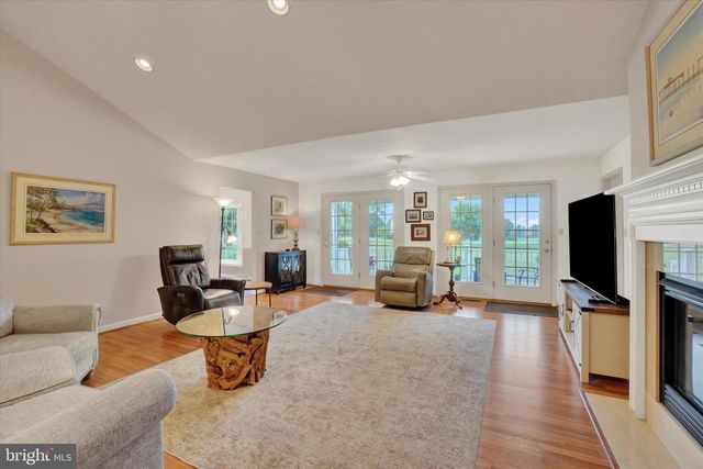 985 DETWILER DR, York, PA 17404