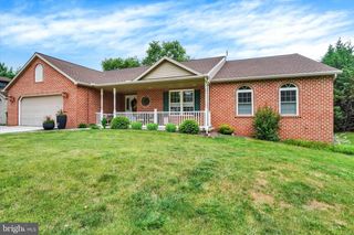 985 DETWILER DR, York, PA 17404