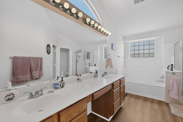 6316 Calle Tesoro NW, Albuquerque, NM 87114