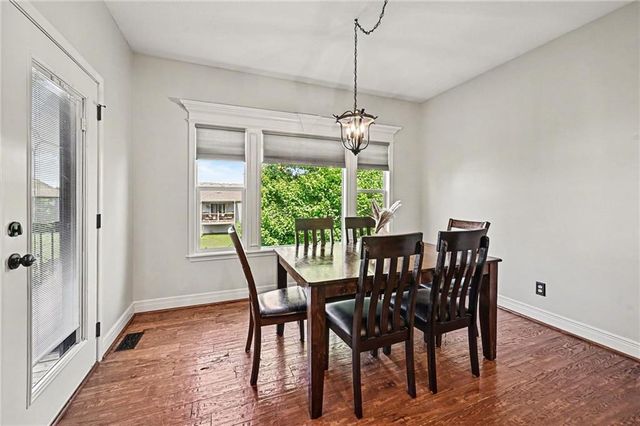 704 Crestridge Drive, Kearney, MO 64060