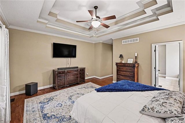 704 Crestridge Drive, Kearney, MO 64060