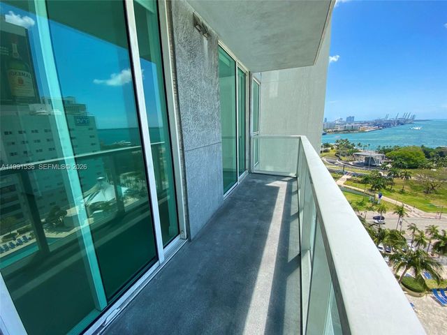 244 Biscayne Blvd 1605, Miami, FL 33132