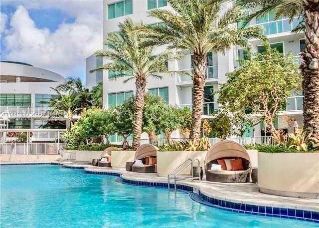 244 Biscayne Blvd 1605, Miami, FL 33132