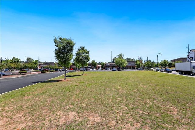 1097 Kirkland Circle, Smyrna, GA 30080