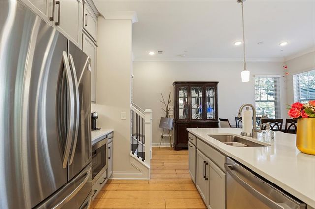 1097 Kirkland Circle, Smyrna, GA 30080