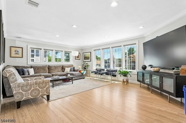27 Tremont Ave, West Orange Twp., NJ 07052
