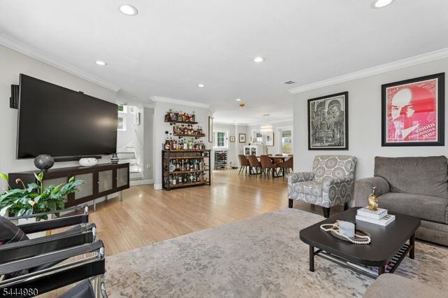 27 Tremont Ave, West Orange Twp., NJ 07052