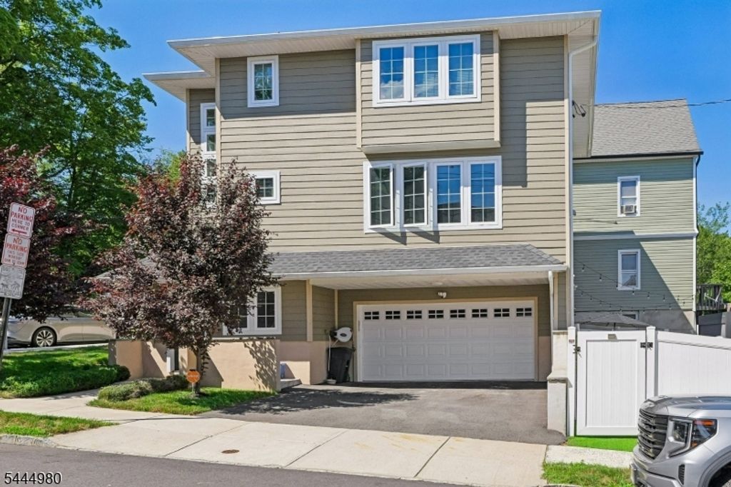 27 Tremont Ave, West Orange Twp., NJ 07052