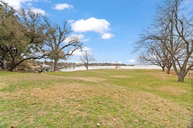 104 Live Oak, Tow, TX 78672