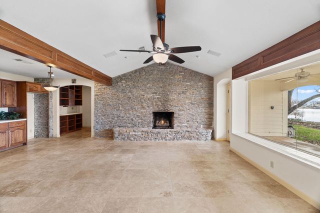 104 Live Oak, Tow, TX 78672