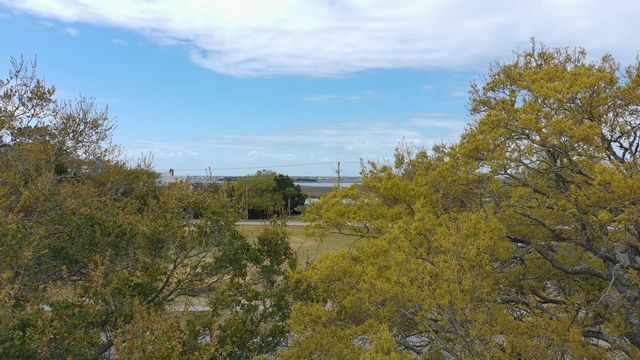 3121 Middle Street, Sullivans Island, SC 29482