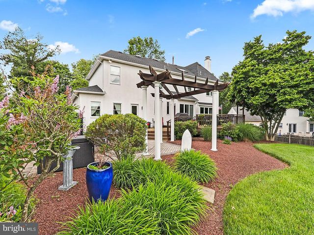 302 MALLARD LN, Langhorne, PA 19047