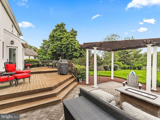 302 MALLARD LN, Langhorne, PA 19047