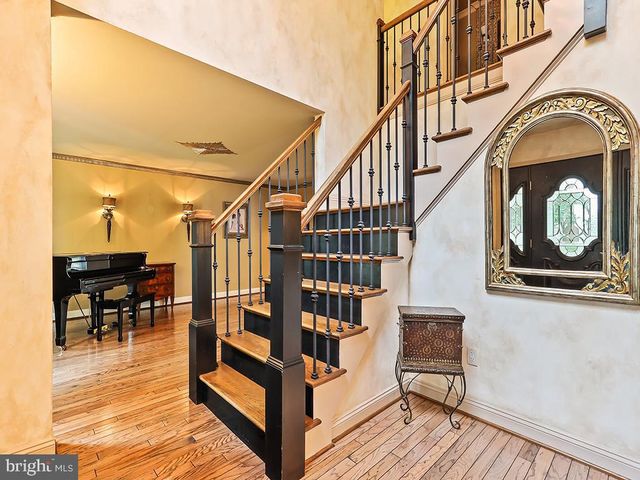 302 MALLARD LN, Langhorne, PA 19047