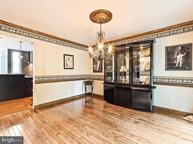 302 MALLARD LN, Langhorne, PA 19047