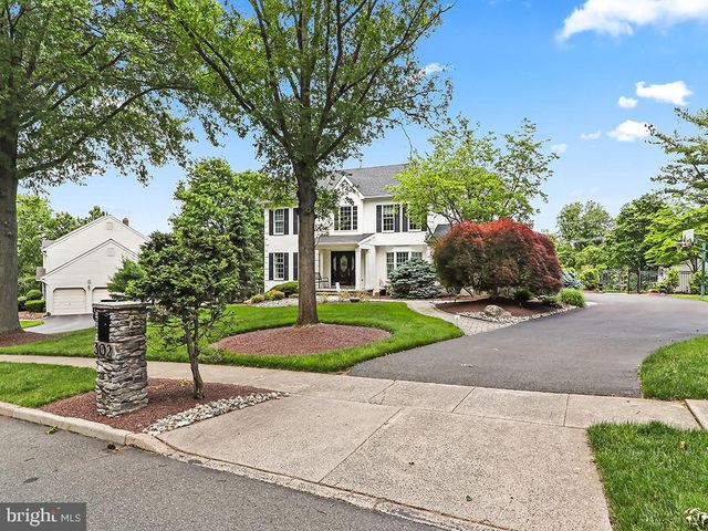 302 MALLARD LN, Langhorne, PA 19047