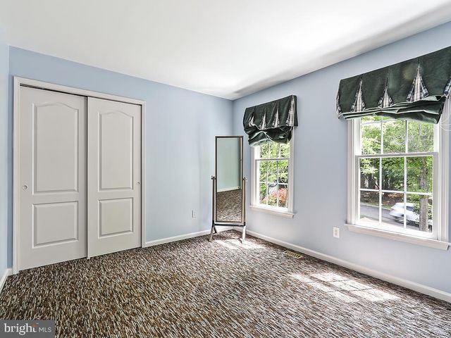 302 MALLARD LN, Langhorne, PA 19047