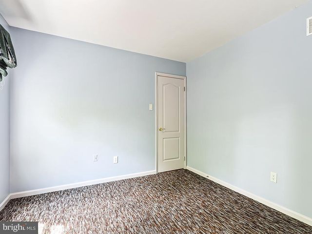302 MALLARD LN, Langhorne, PA 19047