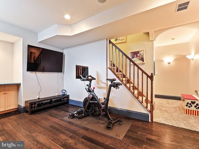 302 MALLARD LN, Langhorne, PA 19047