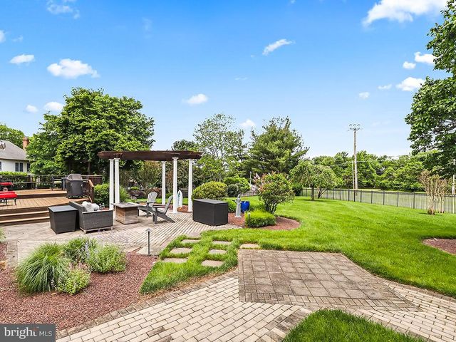 302 MALLARD LN, Langhorne, PA 19047