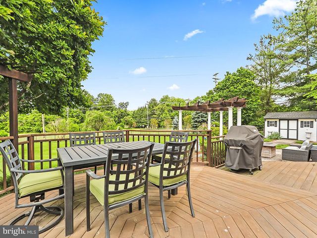 302 MALLARD LN, Langhorne, PA 19047