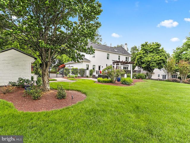 302 MALLARD LN, Langhorne, PA 19047