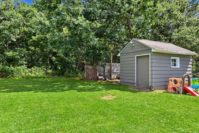 7637 128th AVENUE, Bristol, WI 53104
