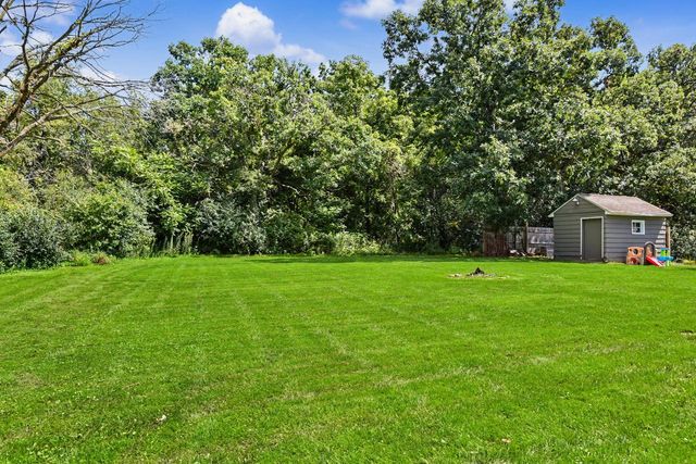 7637 128th AVENUE, Bristol, WI 53104