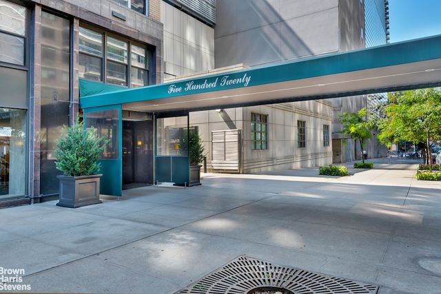 520 E 72nd St Apt 3G, New York City, NY 10021