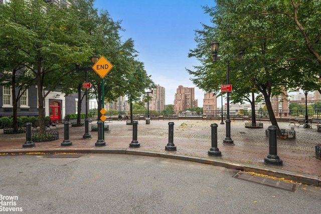 520 E 72nd St Apt 3G, New York City, NY 10021